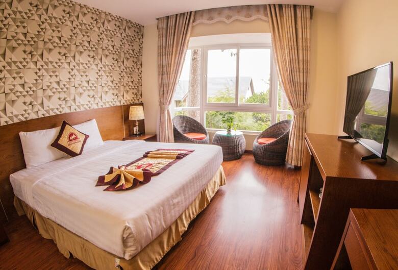Mimosa Phuong Nam Hotel