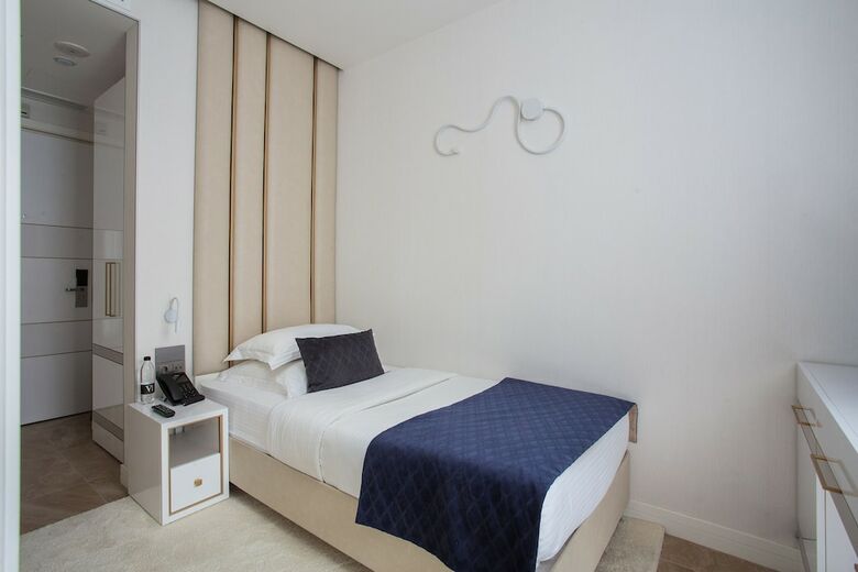 V Hotel Tverskaya