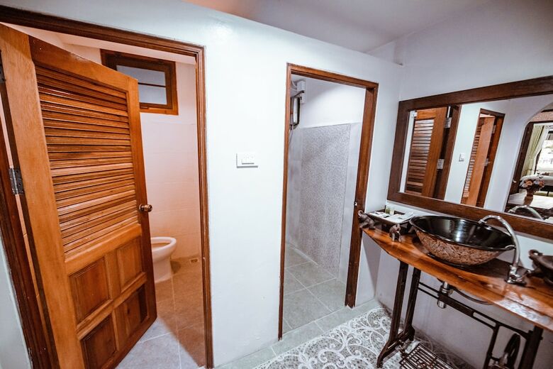 Hotel Vila Villa Resort In Town