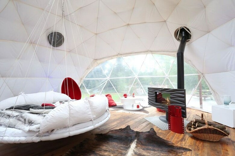 Hotel H�bergements Insolites Domaine Arvor Spa
