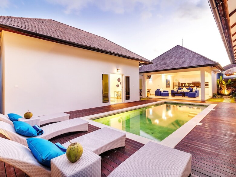 Villa Hiburan 2