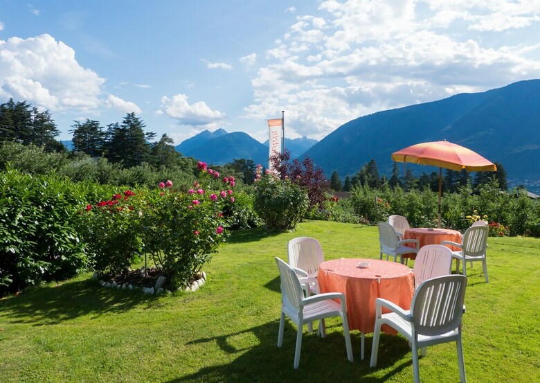Guesthouse Pension Grafenstein