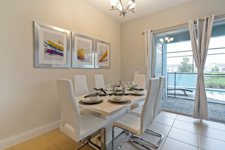 4br Townhome In Festival
