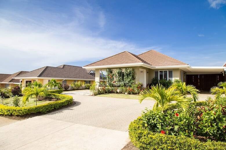 Sea Breeze Villa At Coolshade