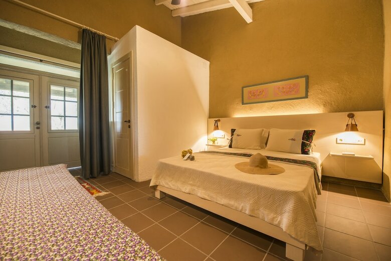Hotel Manej Urla