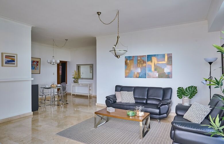 Apartamentos Torre Hispanica