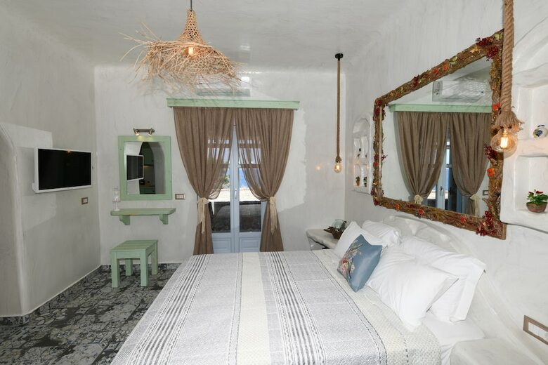 Starlight Luxury Seaside Villa