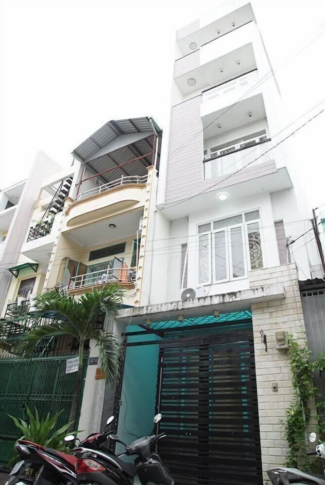 Hostal Dreambox Oxeraak Tan Binh - Hostel