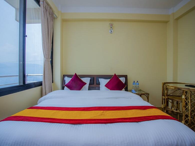 Oyo 460 Hotel Landmark