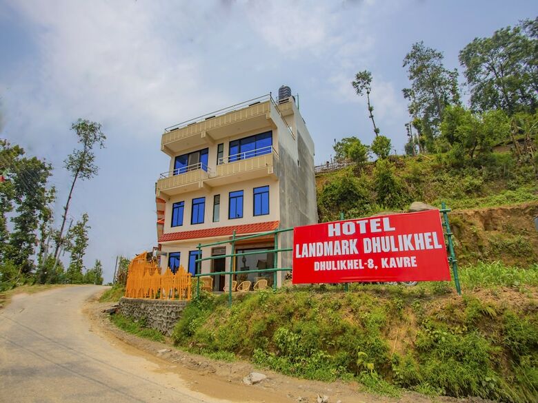 Oyo 460 Hotel Landmark