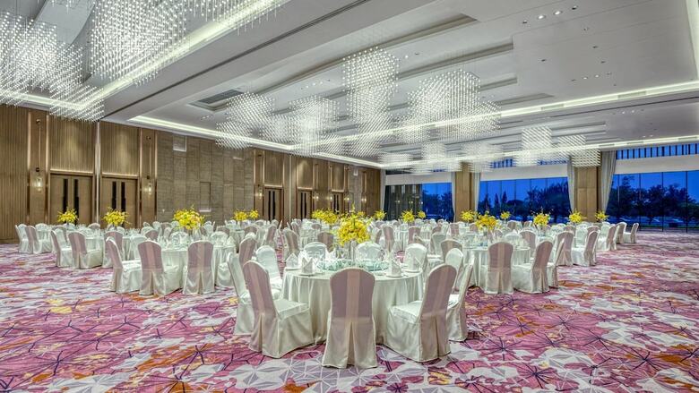 Hotel Crowne Plaza Beihai Silver Beach