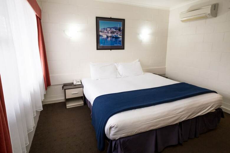 Motel Edgewater Hotel
