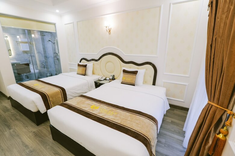 Vincent Halong Hotel