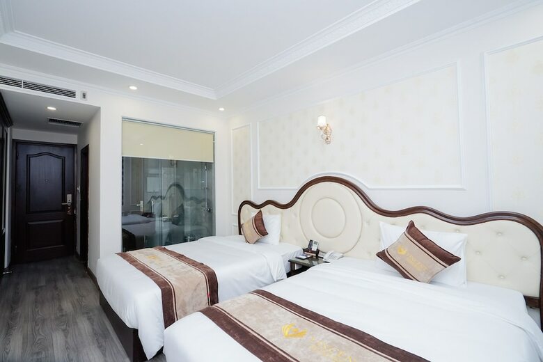 Vincent Halong Hotel