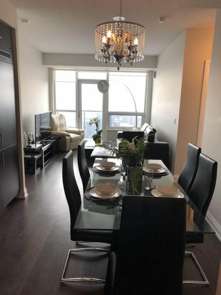Apartamentos Kashaneh At Hullmark