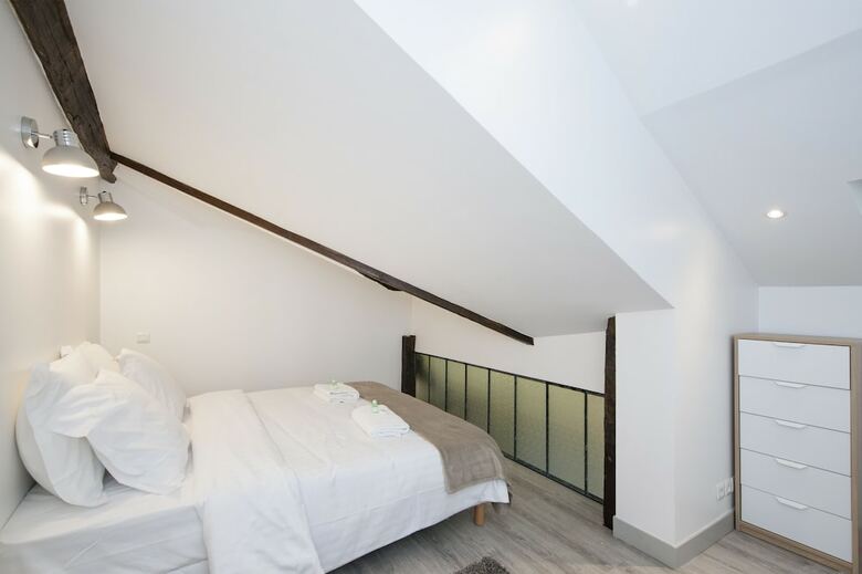 Pick A Flat's Marais Meslay Apartment