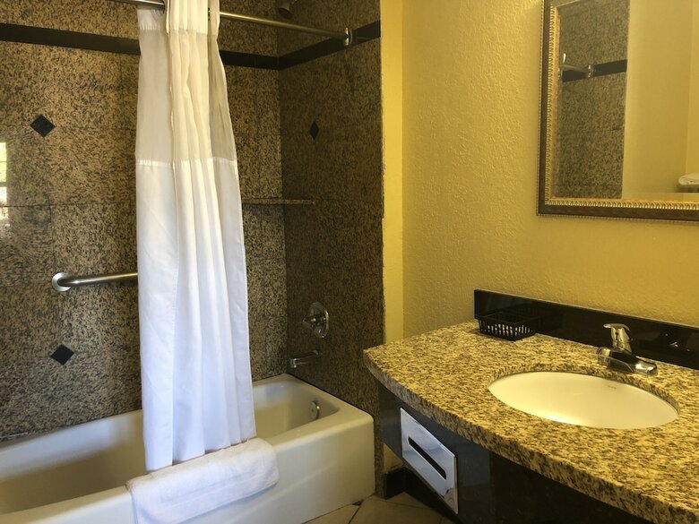 Motel Western Village Inn