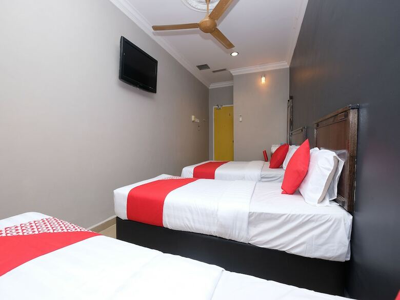 Oyo 1190 Nice Stay Hotel