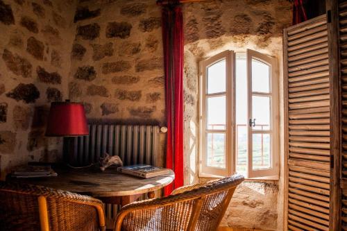 Hostal Chambres D'h�tes Et G�tes Le Mas Bleu & Spa Resort
