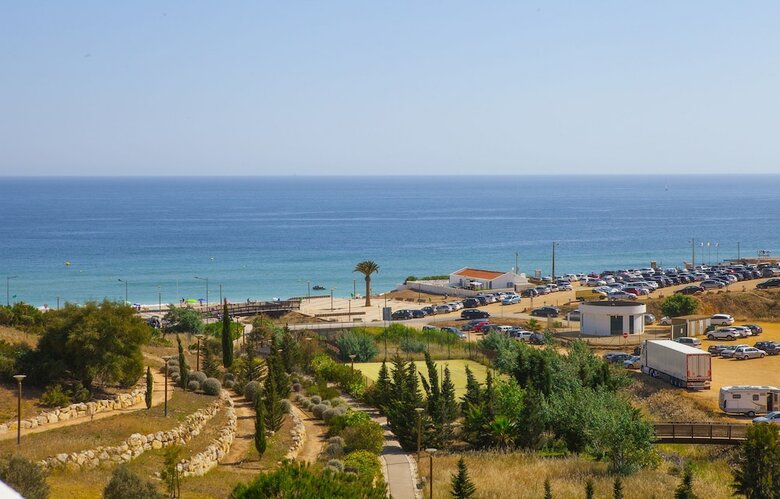 A08 - Magn�lia Sea View Apartment By Dreamalgarve