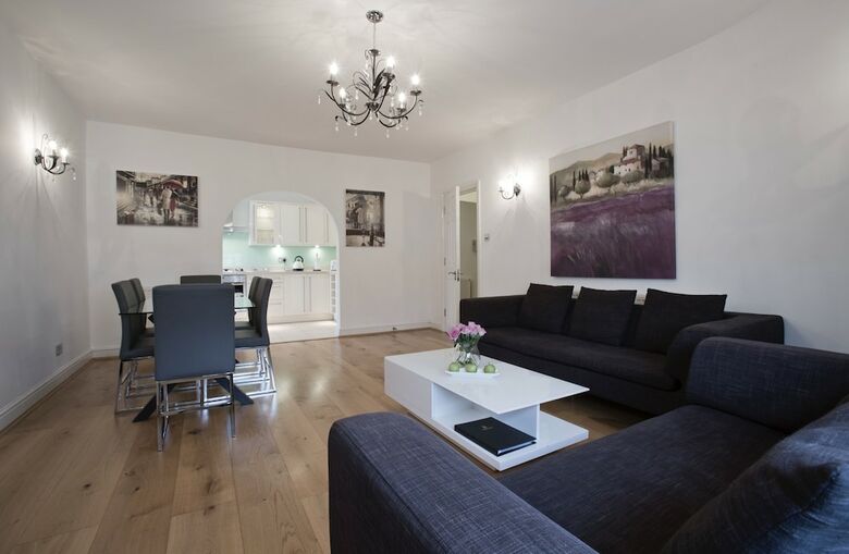 Westbourne Apartments By The Residences