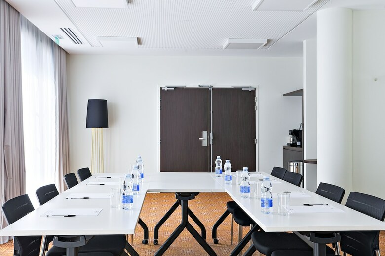 Hotel Hampton By Hilton Toulouse Airport