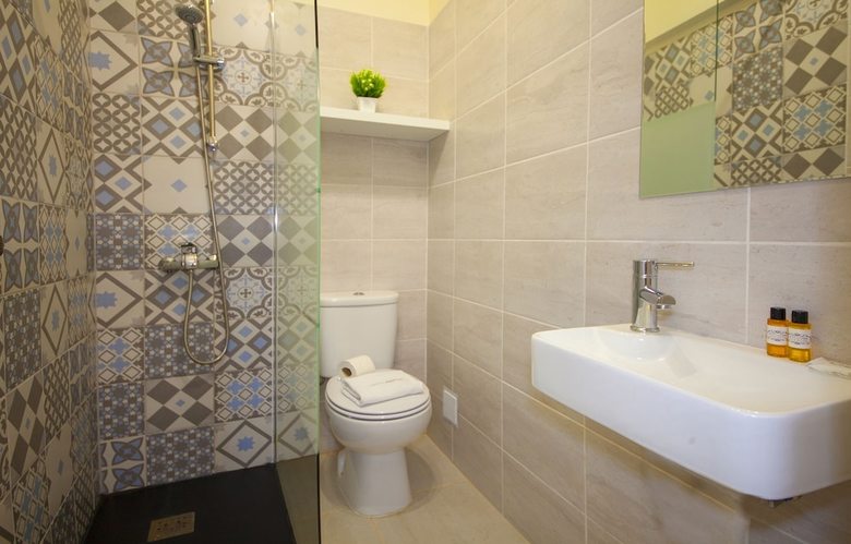 C10 - Lagos Center Apartment