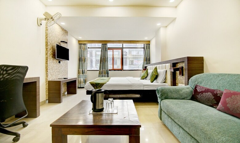 Hotel Treebo Trip Solitaire