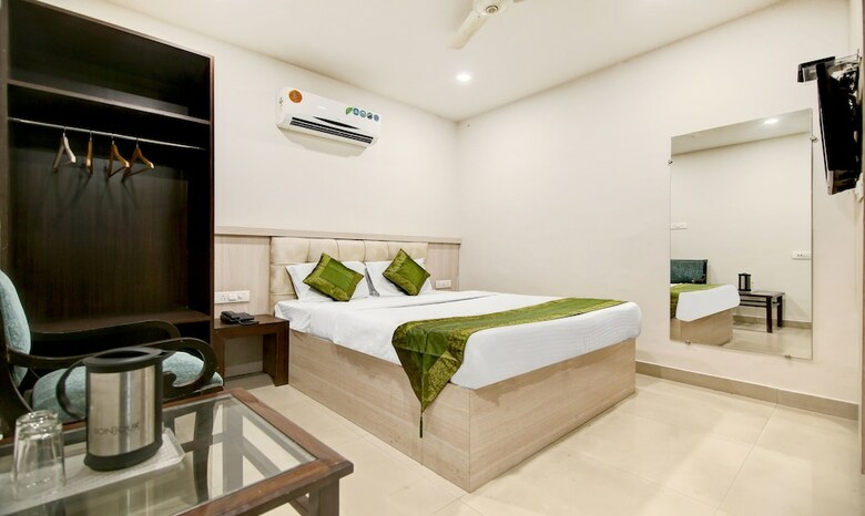 Hotel Treebo Trip Solitaire