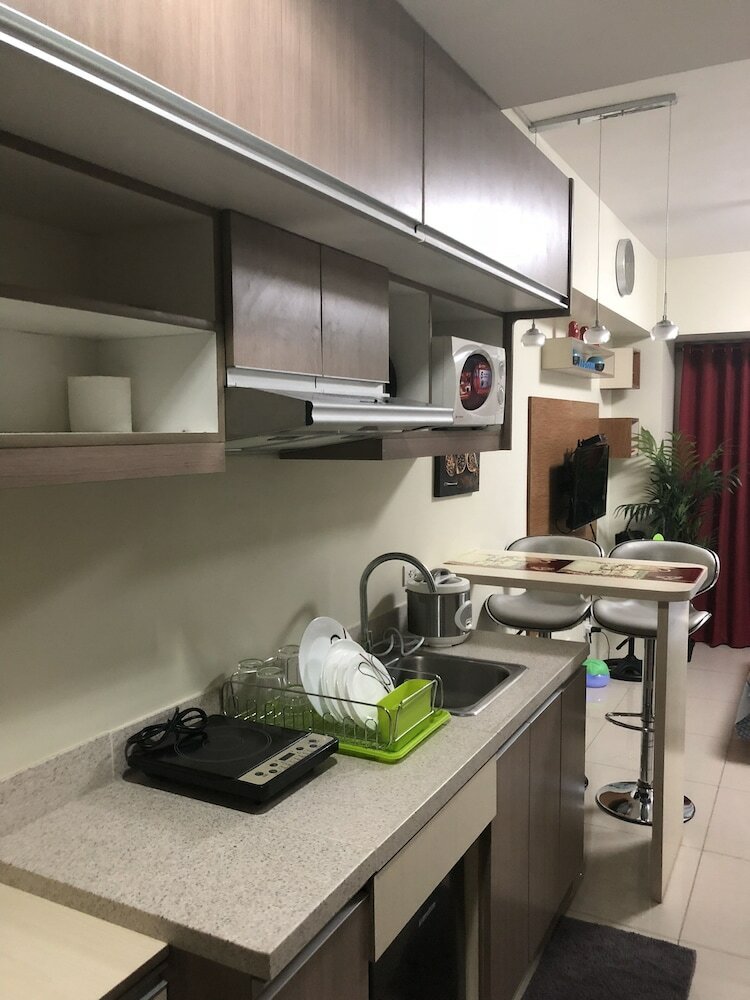 Cozy Furnished Rooms At Horizons 101
