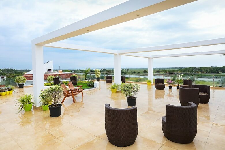 Villa Den's Beach House