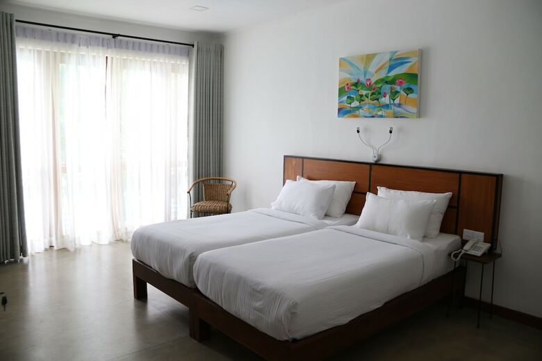 Hotel Serenity Tissa