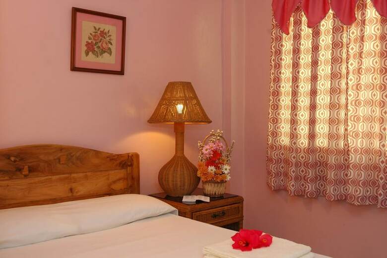 Hotel Masamayor's Beach House And Resort
