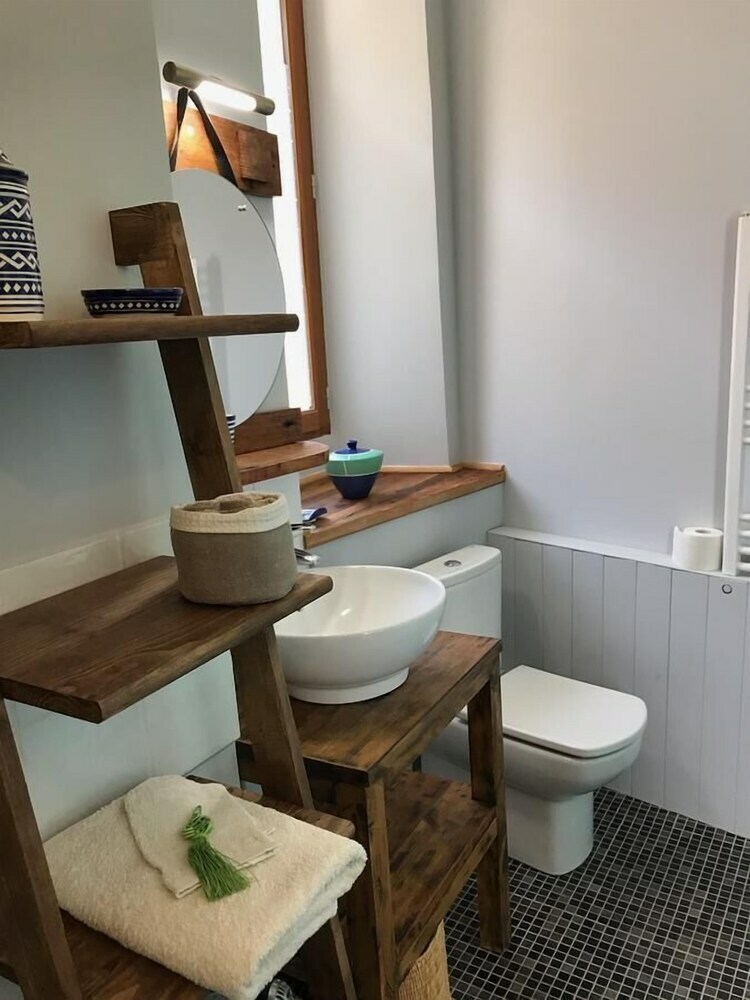 Bed & Breakfast Aux Rosiers