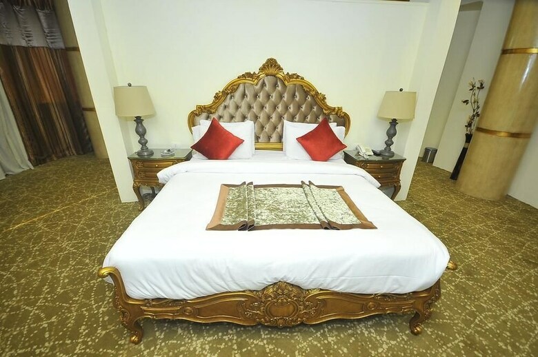 New Lamar Hotel
