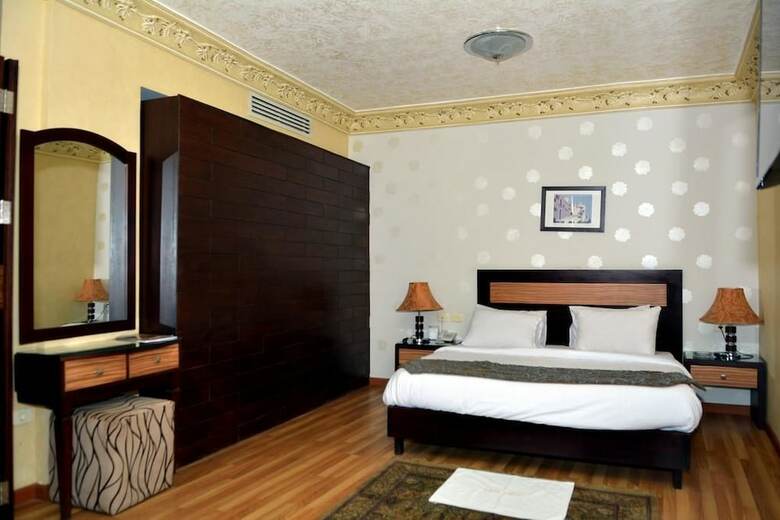 New Lamar Hotel