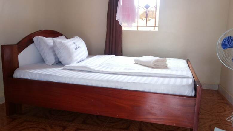Lira Tasha Hotel