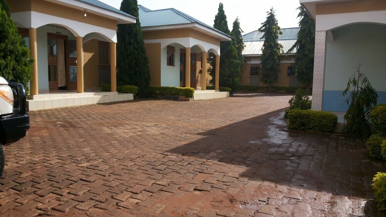 Lira Tasha Hotel