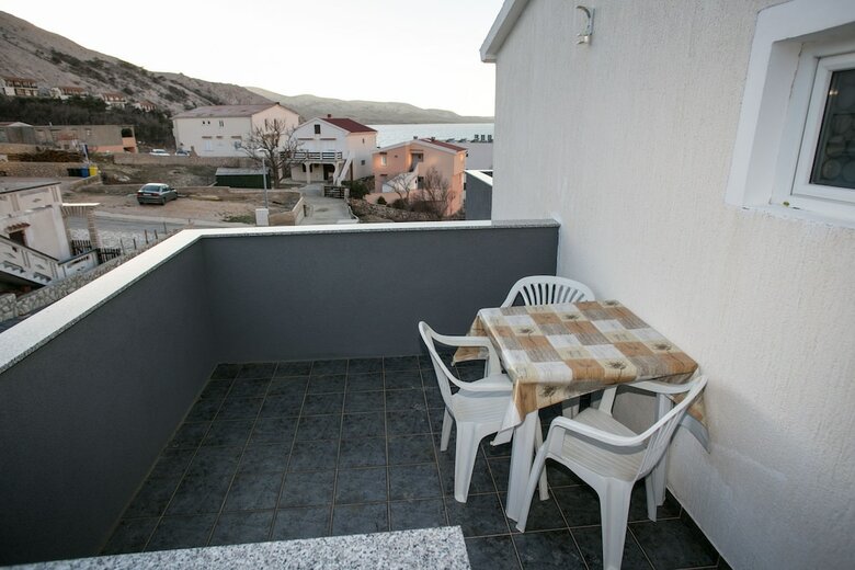 Apartments Dalmatinka Metajna Novalja