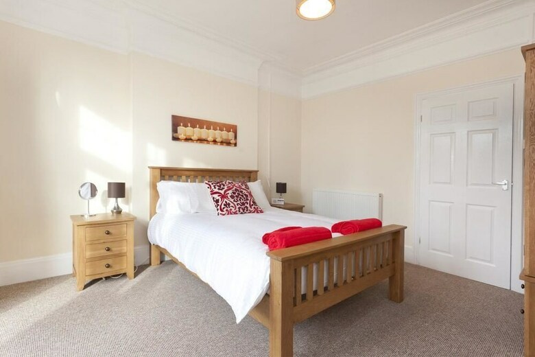Parkside Apartment