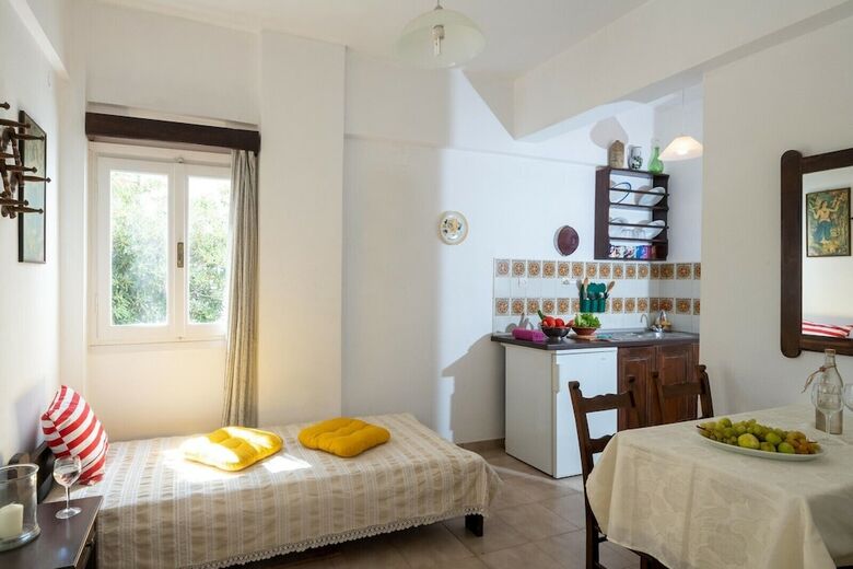 Margarita Apartments