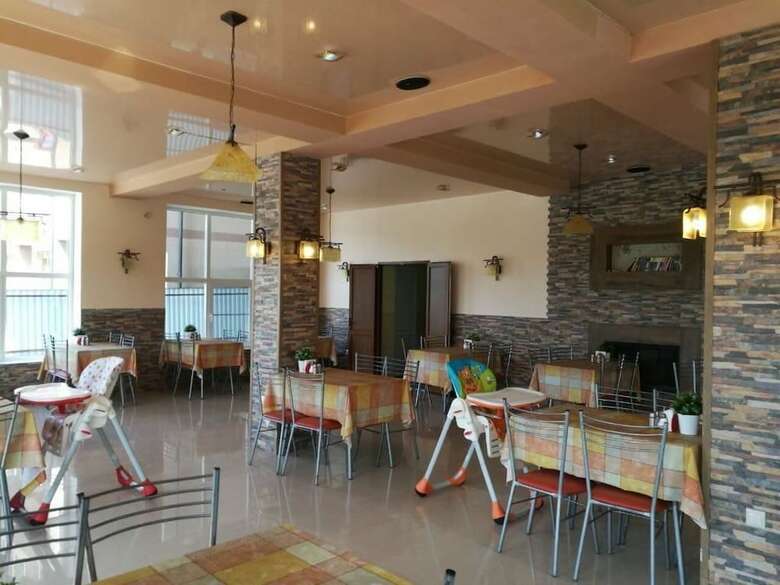 Hotel Rodnichok Guest House