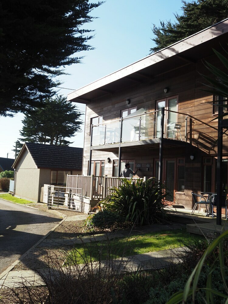 Tincroft Cottage Luxury Coastal Living