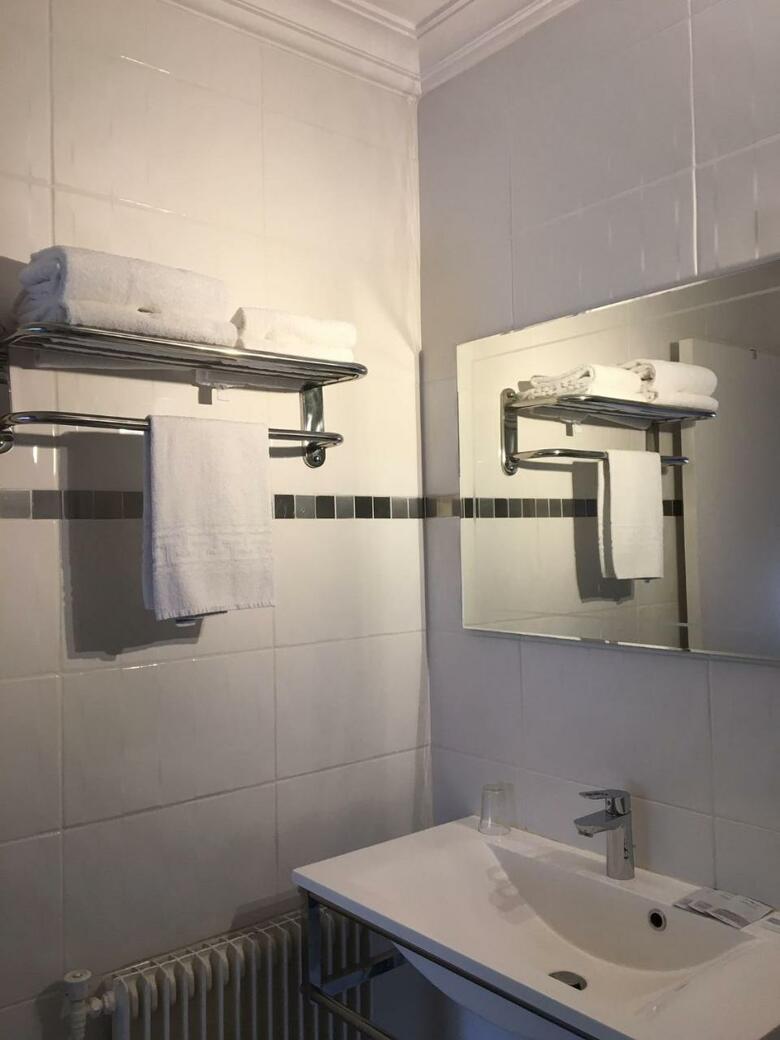 Hotel Val De Saone Lyon Caluire Rillieux