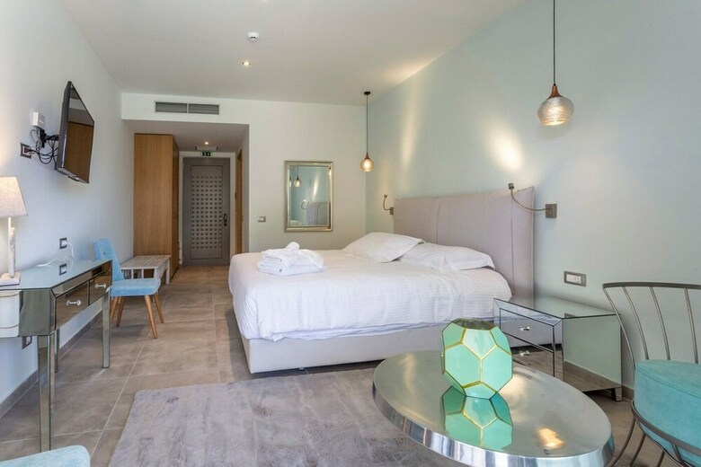 Elysian Luxury Hotel & Spa