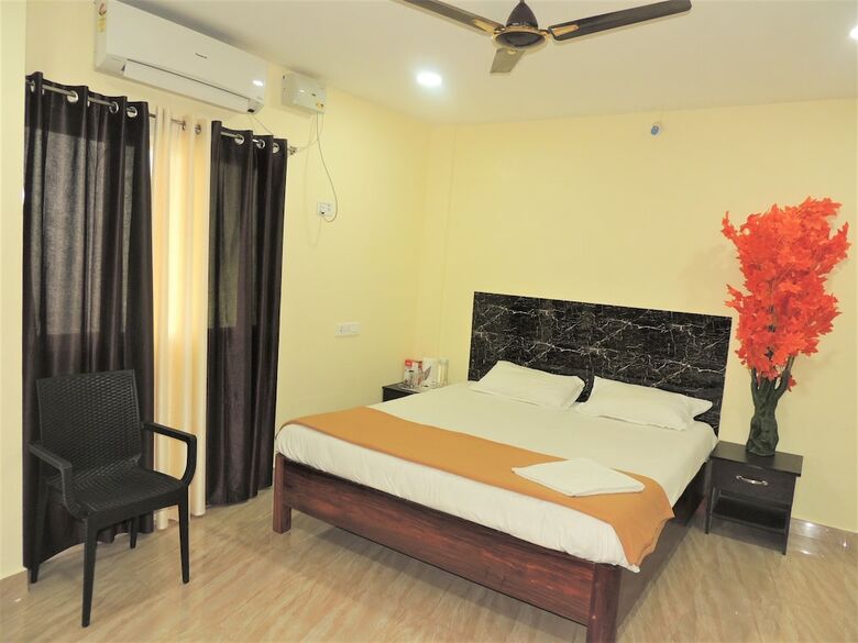 Hotel Sri Residency