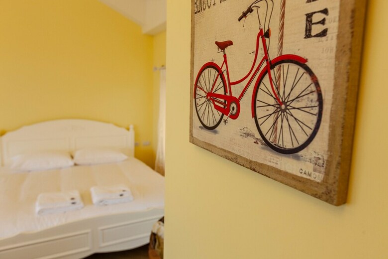 Hotel Deja Vu B&B