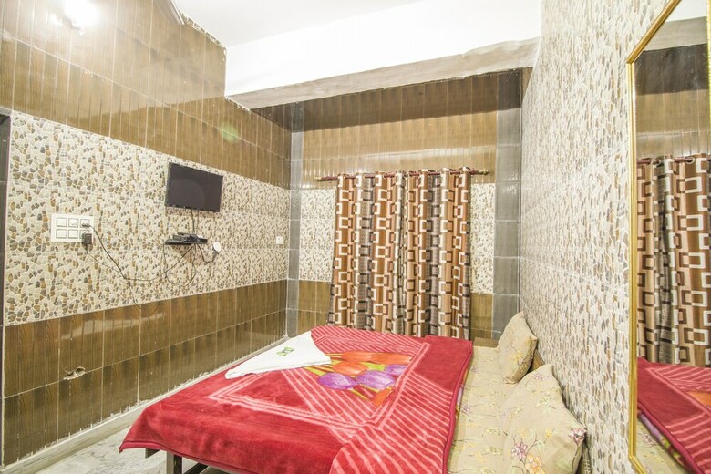 Hotel Suruchi Guest House