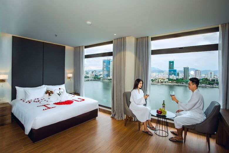 Glamour Hotel Da Nang