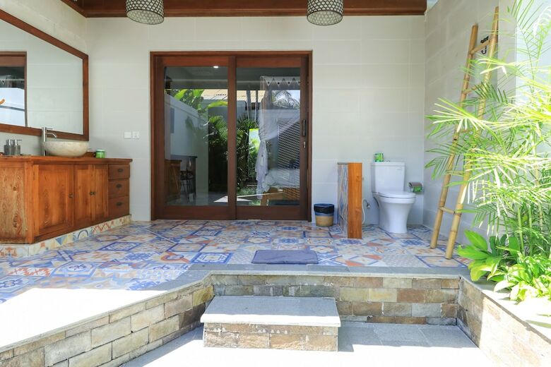 Bali Santi Villa